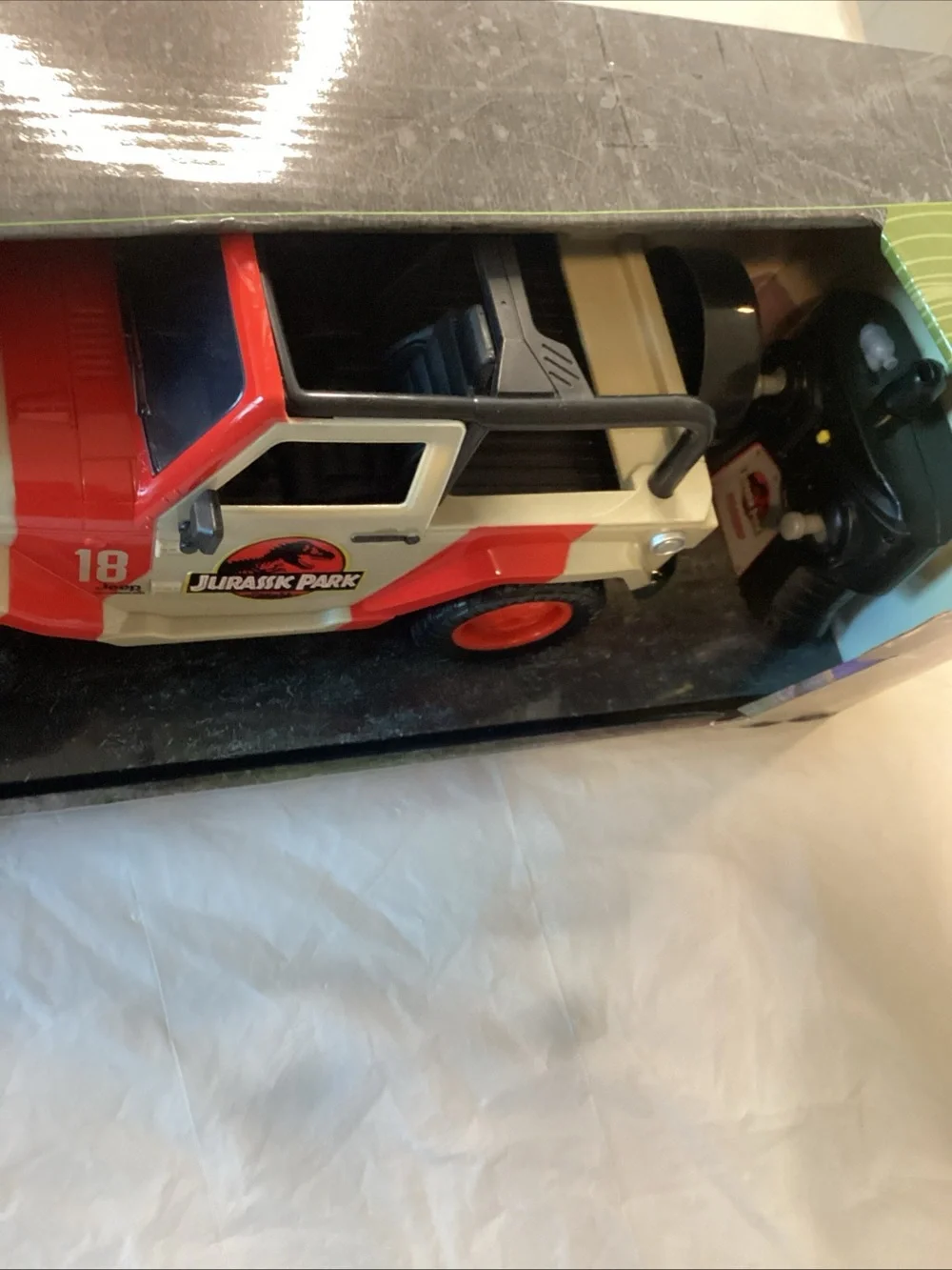 Jurassic Park Kids RC Jeep Wrangler - White and Red